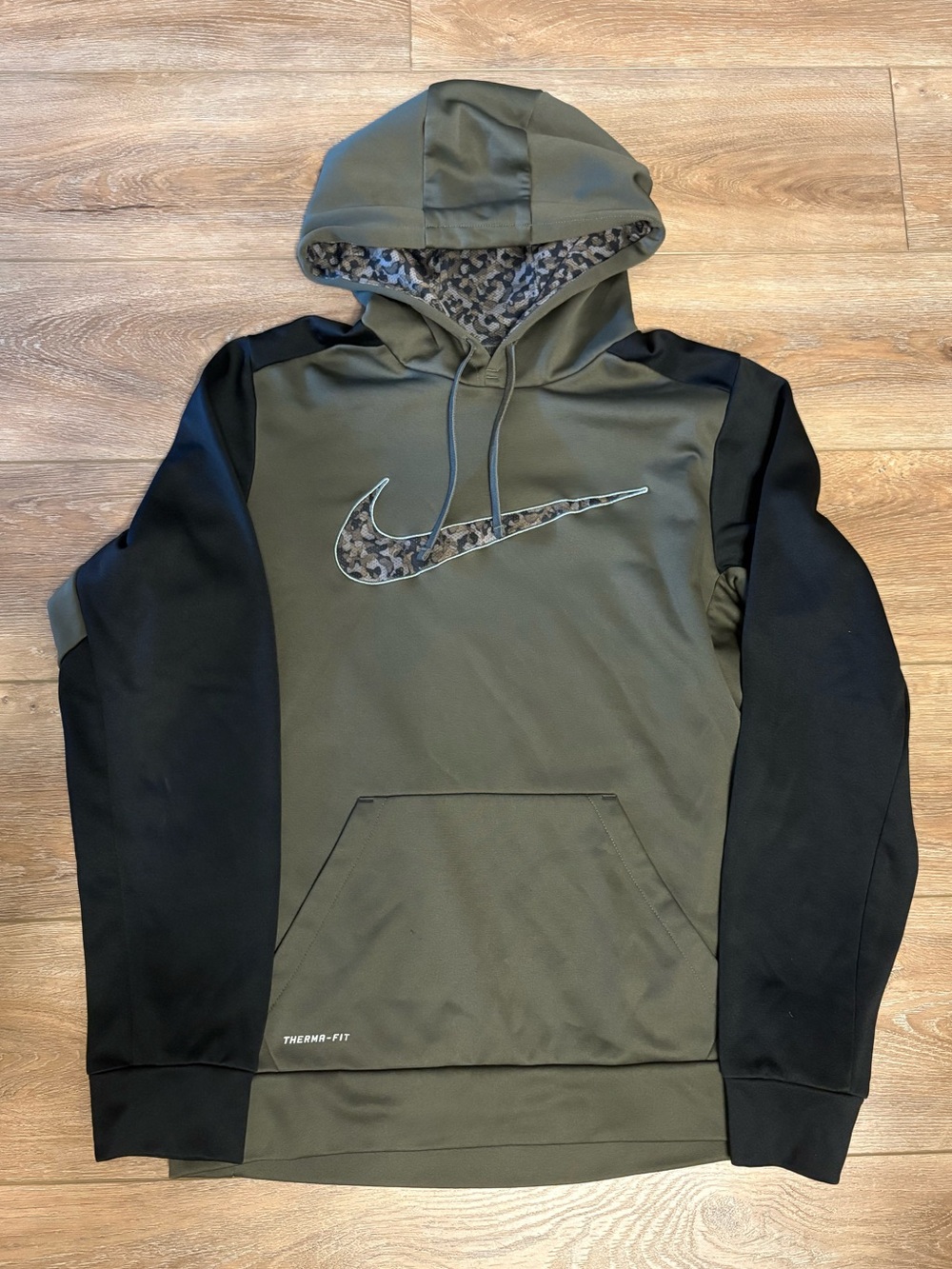 Olive Green Camouflage Therma-Fit Nike Hoodie Size S
